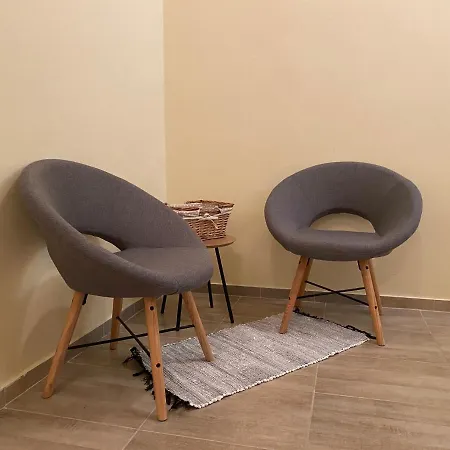 Ambrozia Apartment *