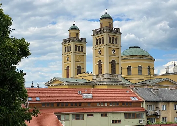 Ambrozia Apartment *